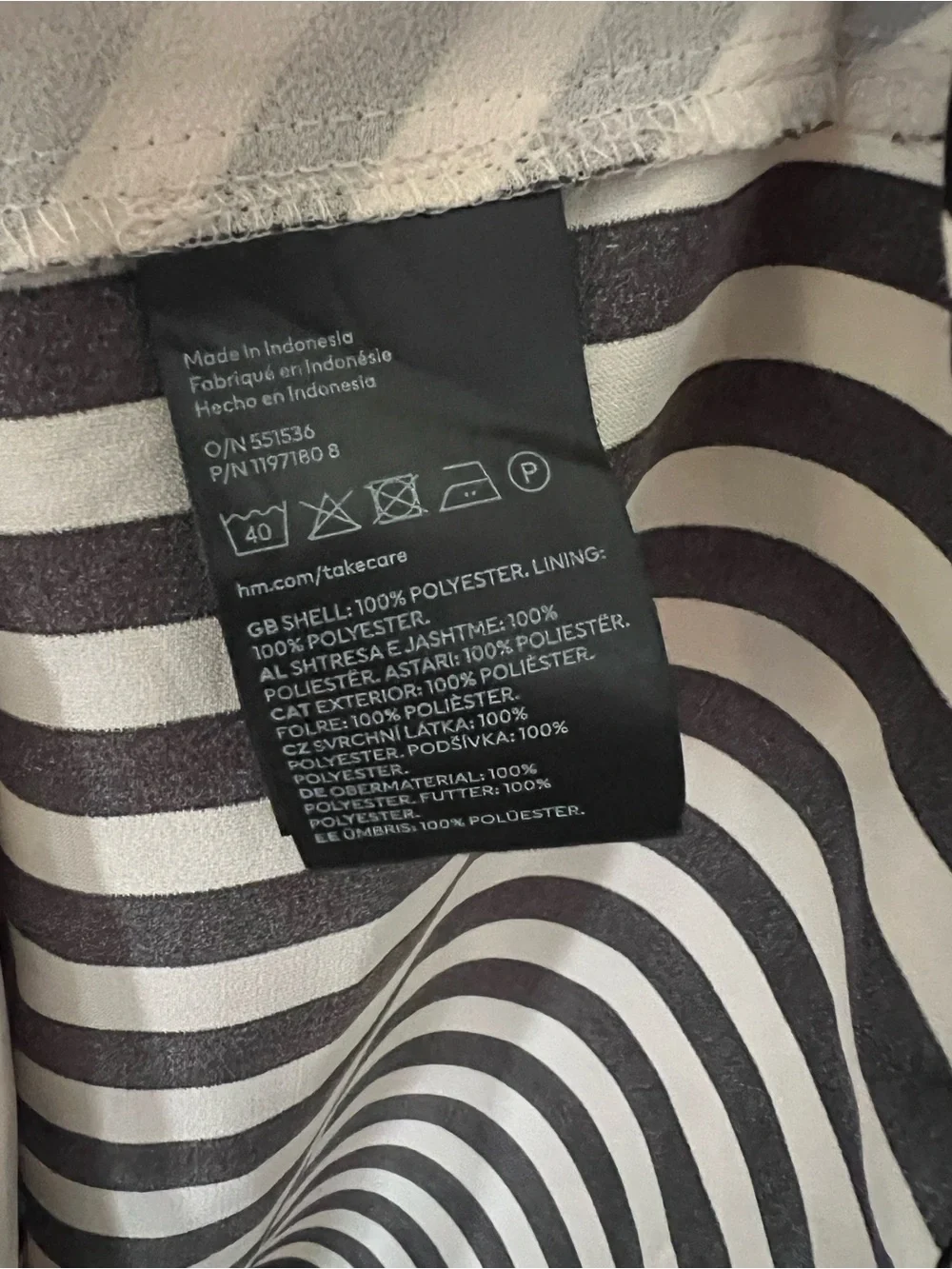 H&M Wrap-over Classic Striped Blouse Medium - Picture 8 of 9